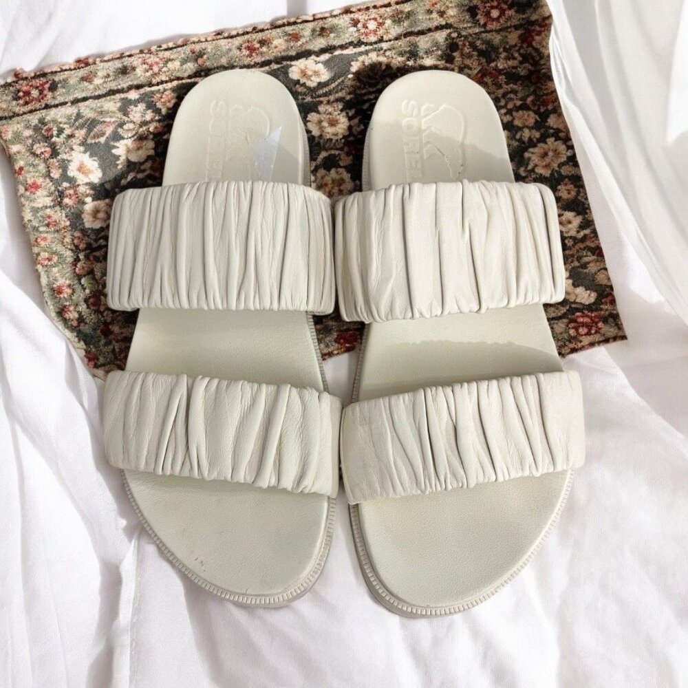Sorel Cream Roaming Two Strap Slide‎ Ruched Leather Slide Sandals Size 8.5